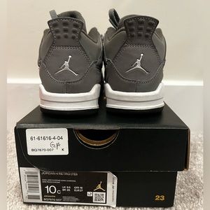 Jordan 4 Retro (boys)